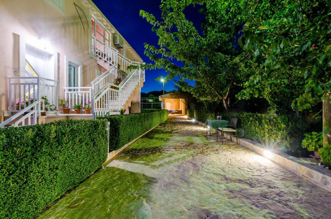 Villa Mateo With Private Pool Gruda المظهر الخارجي الصورة